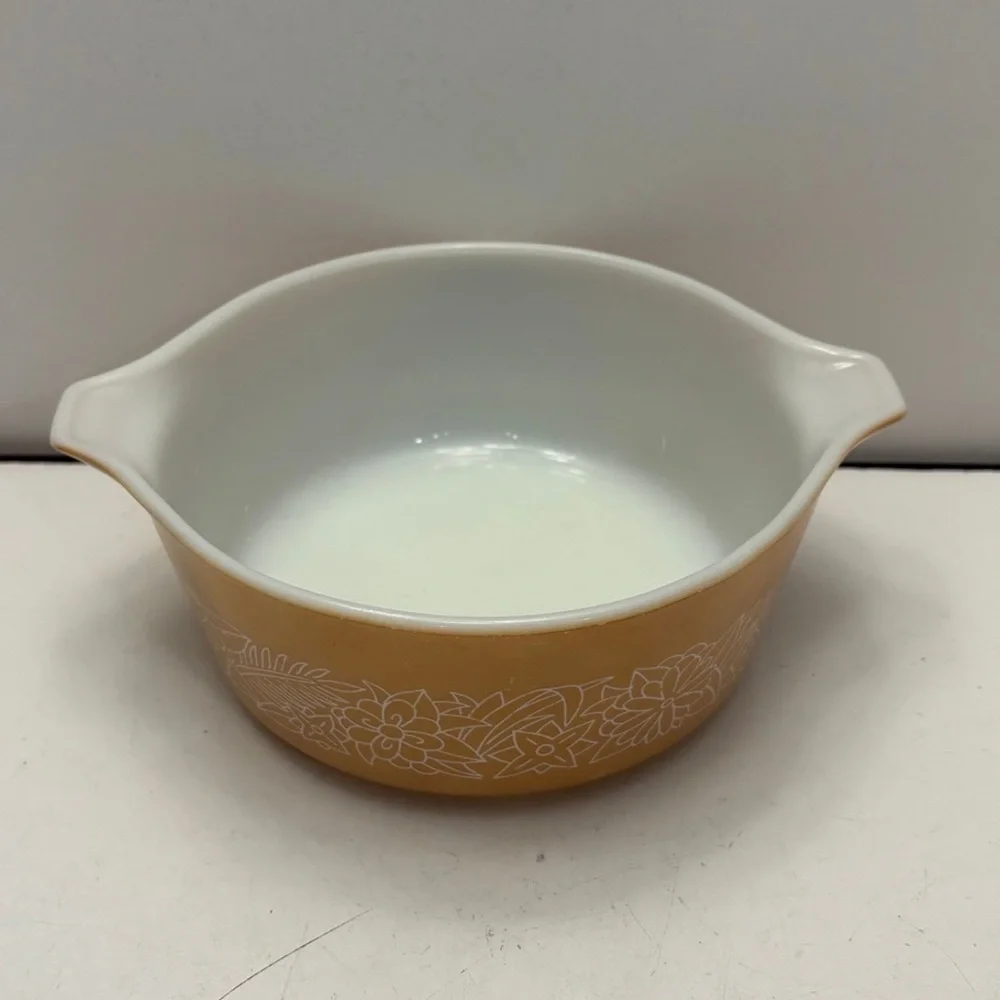 Vintage Pyrex Woodland Brown/Tan 472-B 750 ml Casserole Dish NO Lid
